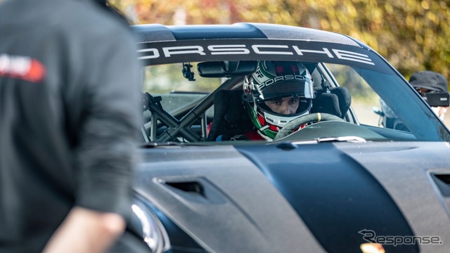 ポルシェ911 GT2 RS のニュルブルクリンク北コースのタイムアタック