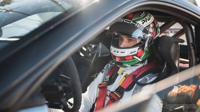 ポルシェ911 GT2 RS のニュルブルクリンク北コースのタイムアタック