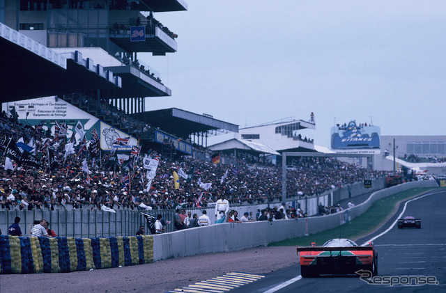 1991年のルマン24時間レースを制した#55 マツダ787B。