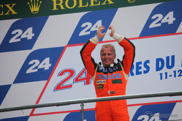もうひとりの#55 マツダの優勝ドライバー、ハーバートは“20年遅れ”で表彰台へ（写真は2011年）。