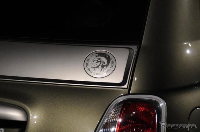 【写真蔵】フィアット 500 by DIESEL…右ハンドルだ!