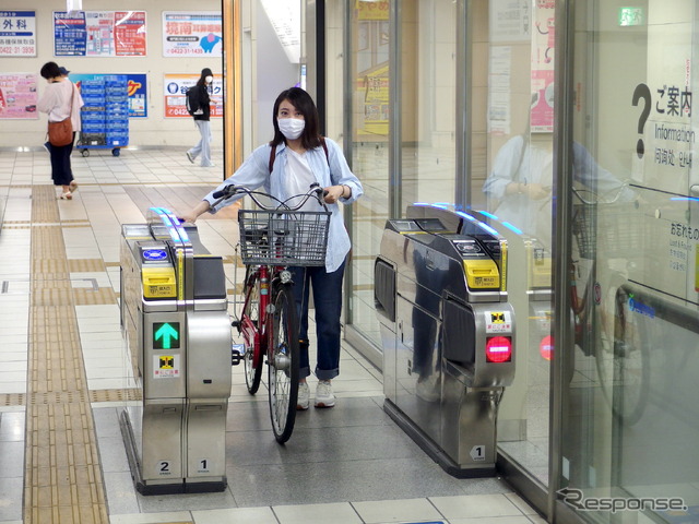 西武多摩川線サイクルトレイン(武蔵堺駅デモ)