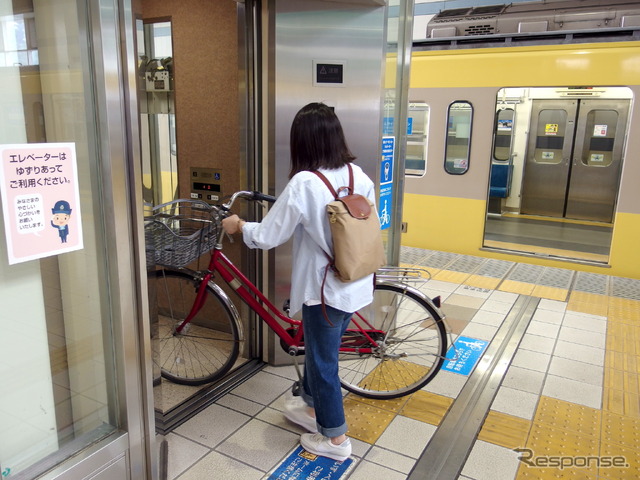 西武多摩川線サイクルトレイン(武蔵堺駅デモ)