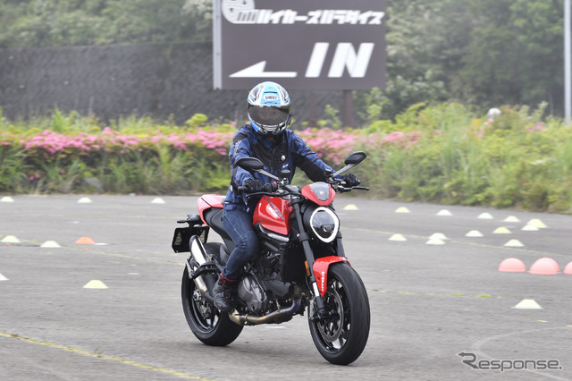 ドゥカティが日本で初めて開催した「Ducati Riding Experience Road Academy」