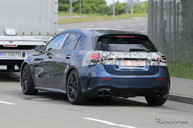 メルセデスAMG A45 改良新型プロトタイプ(スクープ写真)
