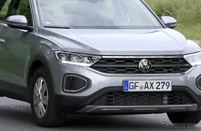 VW T-Roc 改良新型プロトタイプ（スクープ写真）