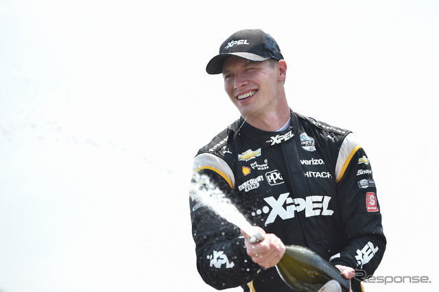 今季初優勝の歓喜、ジョセフ・ニューガーデン。