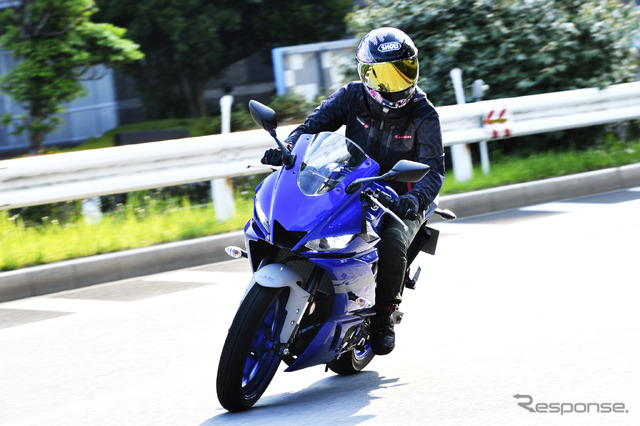 ヤマハ YZF-R25