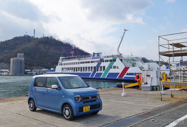 岡山・日生（ひなせ）の船着き場にて。