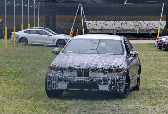 BMW 5シリーズ 次期型プロトタイプ(スクープ写真)