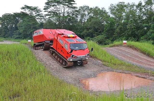 無限軌道災害対応車 Red Salamander