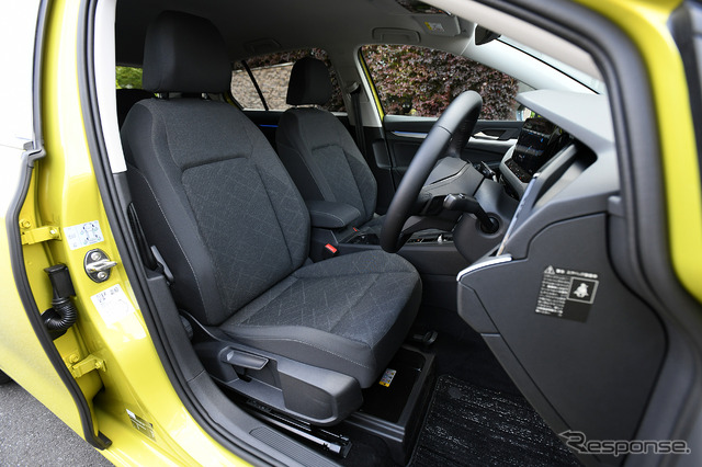 VW ゴルフ 新型(eTSI アクティブ)