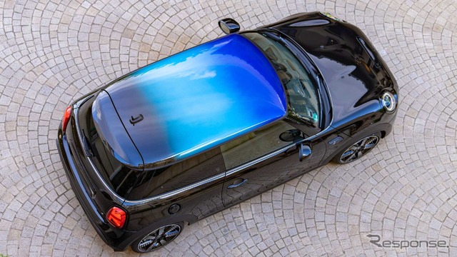 MINIの「マルチトーンルーフ」