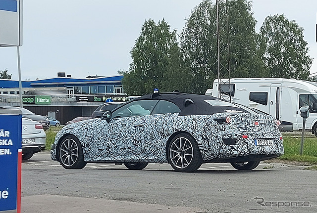 メルセデスベンツ CLEクラス と思われるプロトタイプ車両(スクープ写真)