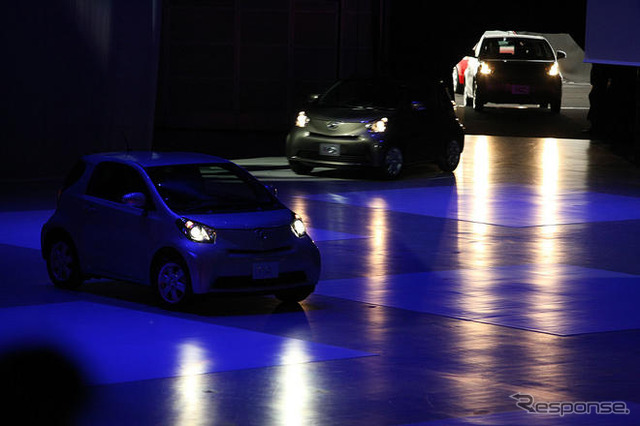 【新聞ウォッチ】高いか安いか？ トヨタの超小型車 iQ
