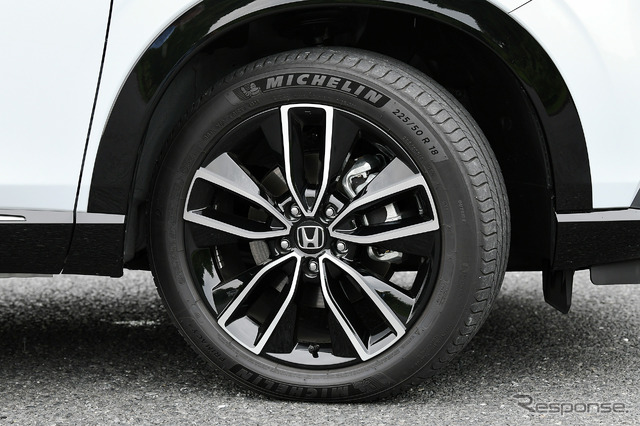 Honda ヴェゼル 新型(e:HEV Z)