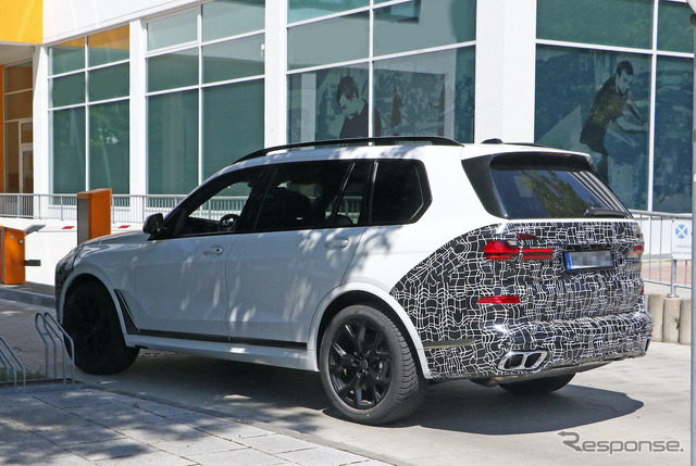 BMW X7 改良新型プロトタイプ(スクープ写真)
