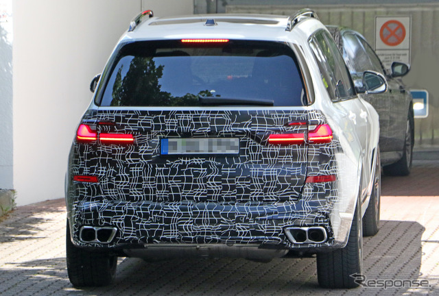 BMW X7 改良新型プロトタイプ(スクープ写真)