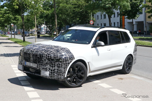 BMW X7 改良新型プロトタイプ(スクープ写真)