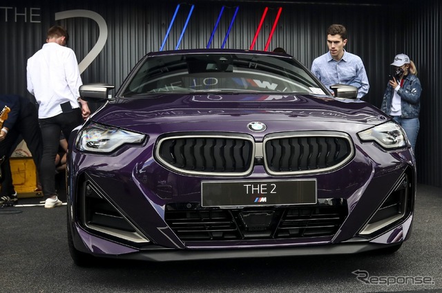 BMW 2シリーズ・クーペ 新型の「M240i xDrive」(グッドウッド2021)