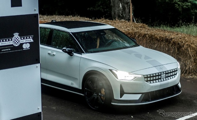 ポールスター2 の高性能コンセプトカー(グッドウッド2021)