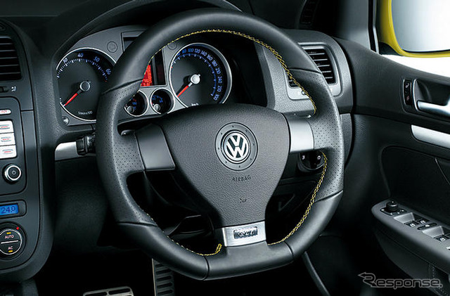 VW ゴルフ GTI Pirelli…25年ぶりに復活