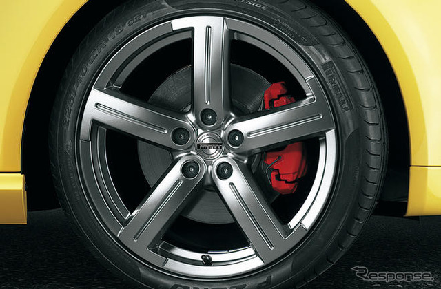 VW ゴルフ GTI Pirelli…25年ぶりに復活