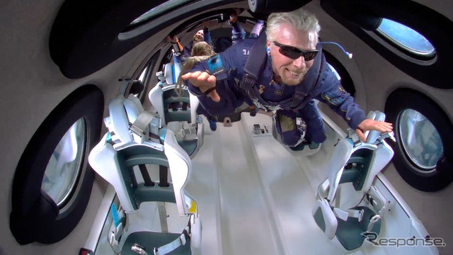 リチャード・ブランソンが宇宙飛行