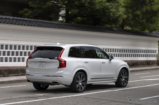 ボルボ XC90 リチャージ T8(XC90 Recharge Plug-in Hybrid T8 AWD Inscription)