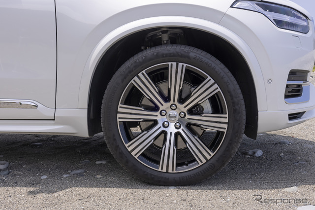 ボルボ XC90 リチャージ T8(XC90 Recharge Plug-in Hybrid T8 AWD Inscription)