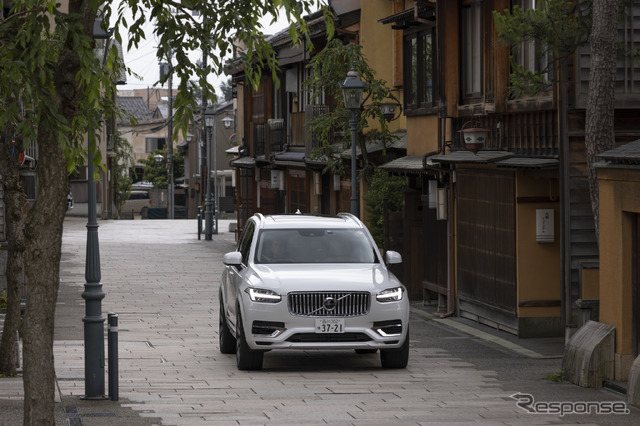 ボルボ XC90 リチャージ T8(XC90 Recharge Plug-in Hybrid T8 AWD Inscription)