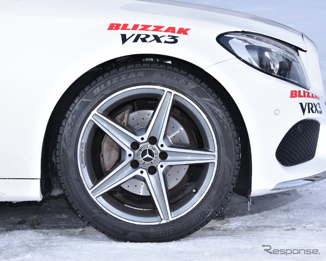 ベンツ Cクラス(225/45R18)