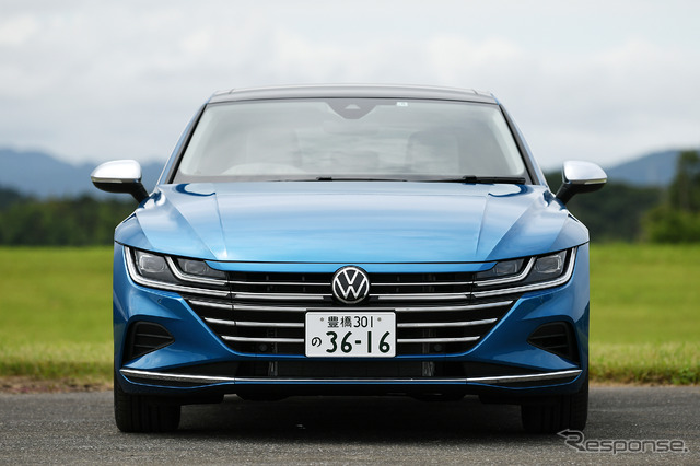 VW アルテオン 改良新型(TSI 4MOTION Elegance)