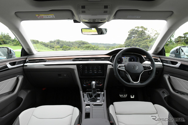 VW アルテオン 改良新型(TSI 4MOTION Elegance)