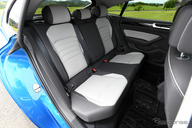 VW アルテオン 改良新型(TSI 4MOTION Elegance)