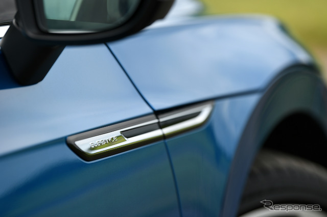 VW アルテオン 改良新型(TSI 4MOTION Elegance)