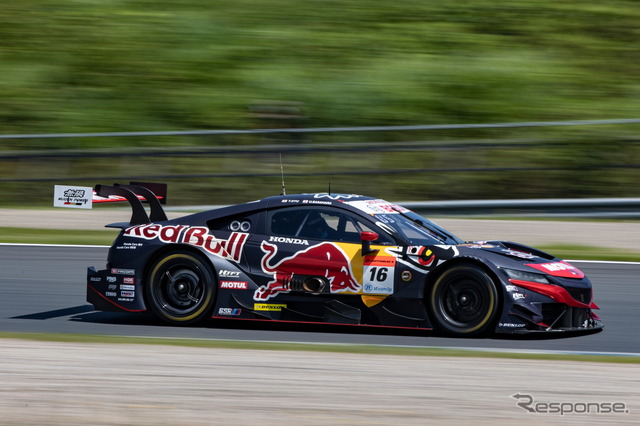 GT500クラス予選3位の#16 Red Bull MOTUL MUGEN NSX-GT（笹原右京／大湯都史樹）