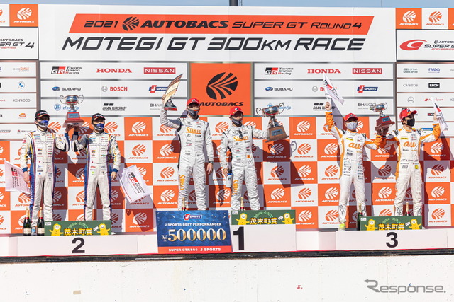 GT500クラス表彰式
