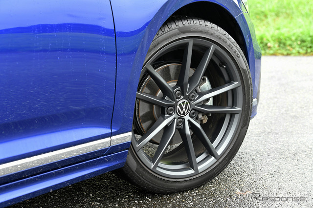 VW パサートヴァリアント 新型(TDI R-Line)