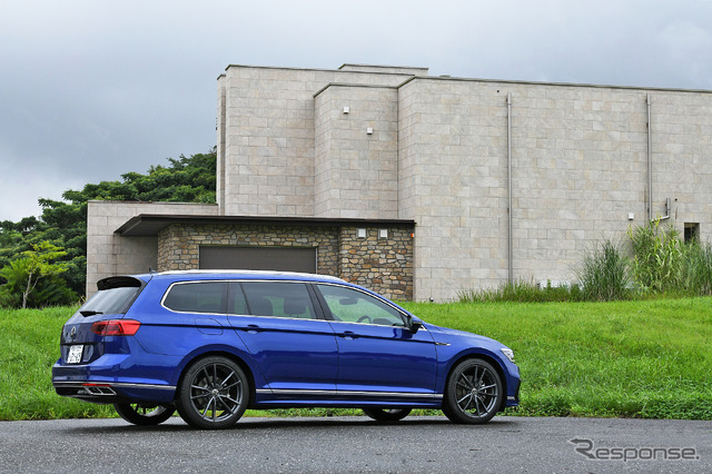 VW パサートヴァリアント 新型(TDI R-Line)