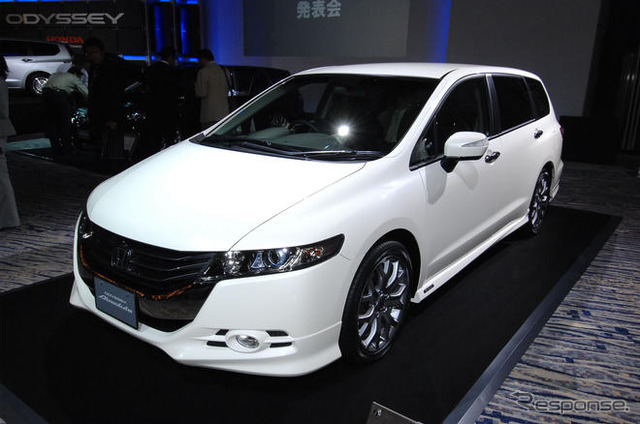 【ホンダ オデッセイ 新型発表】フロントピラーに丸順のハイドロ成型部品を採用