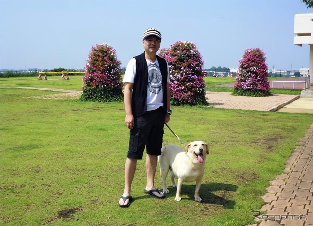 夏の愛犬同伴ドライブ、注意点&必須アイテム