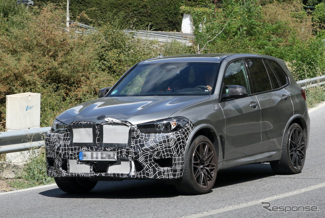 BMW X5M 改良新型プロトタイプ(スクープ写真)