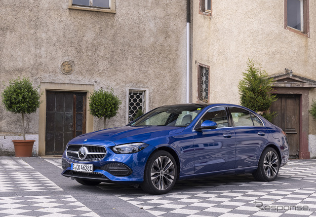 メルセデスベンツ Cクラス 新型(C300e 海外仕様)