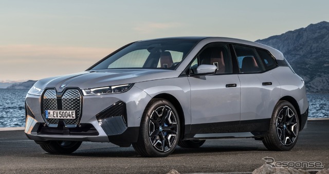 BMW iX の「xDrive50」