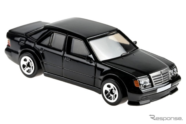メルセデス・ベンツ 500 E(9月4日発売)