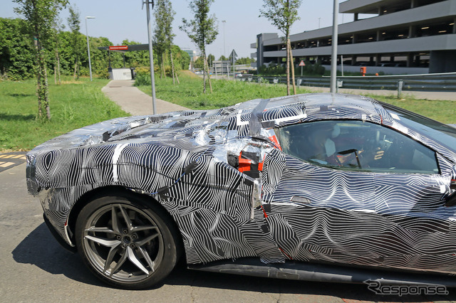 フェラーリ 296GTB スパイダー プロトタイプ(スクープ写真)