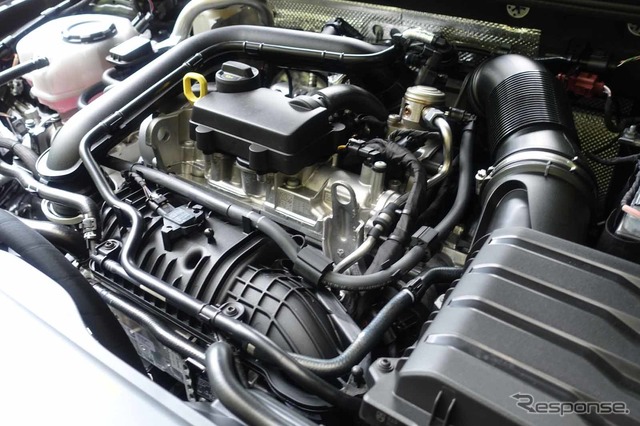 VW ゴルフヴァリアント 新型(eTSI アクティブ)