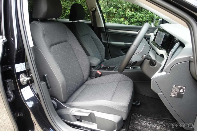 VW ゴルフヴァリアント 新型(eTSI アクティブ)