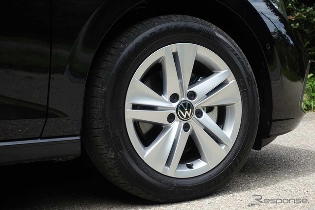 VW ゴルフヴァリアント 新型(eTSI アクティブ)